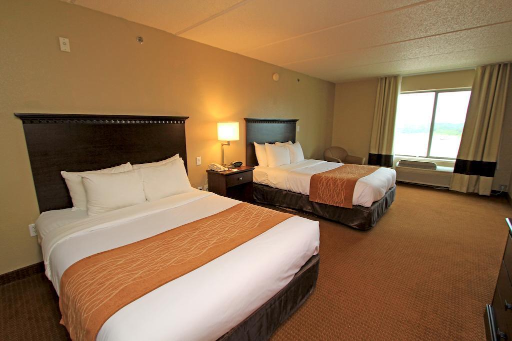 Comfort Suites Austin Airport Екстериор снимка