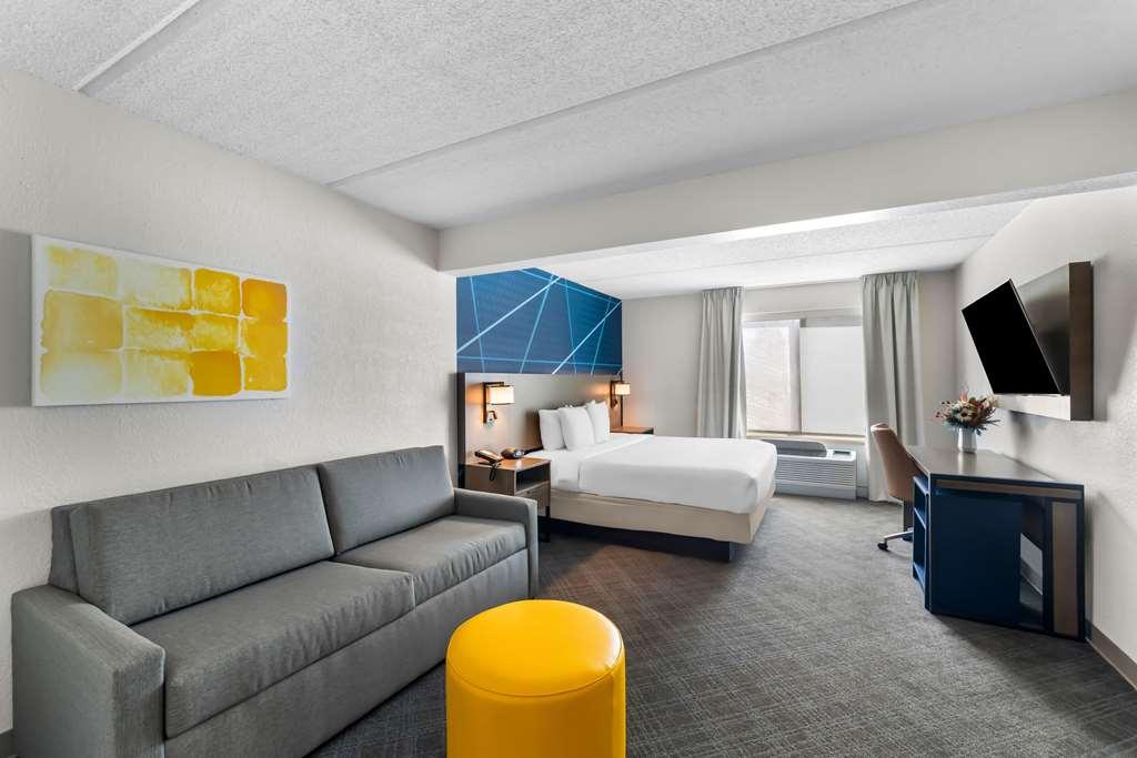 Comfort Suites Austin Airport Стая снимка