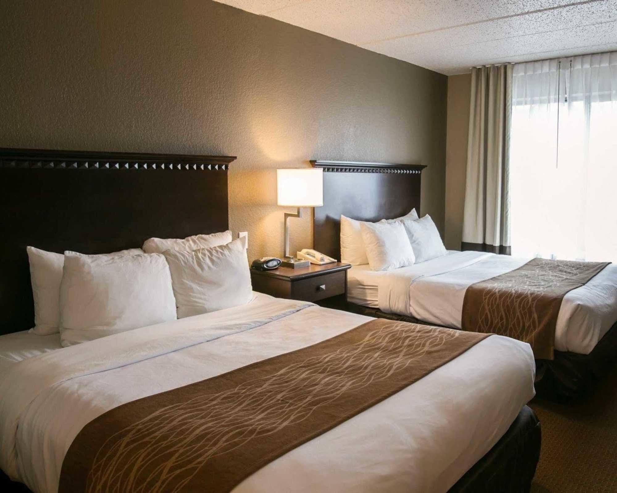Comfort Suites Austin Airport Екстериор снимка