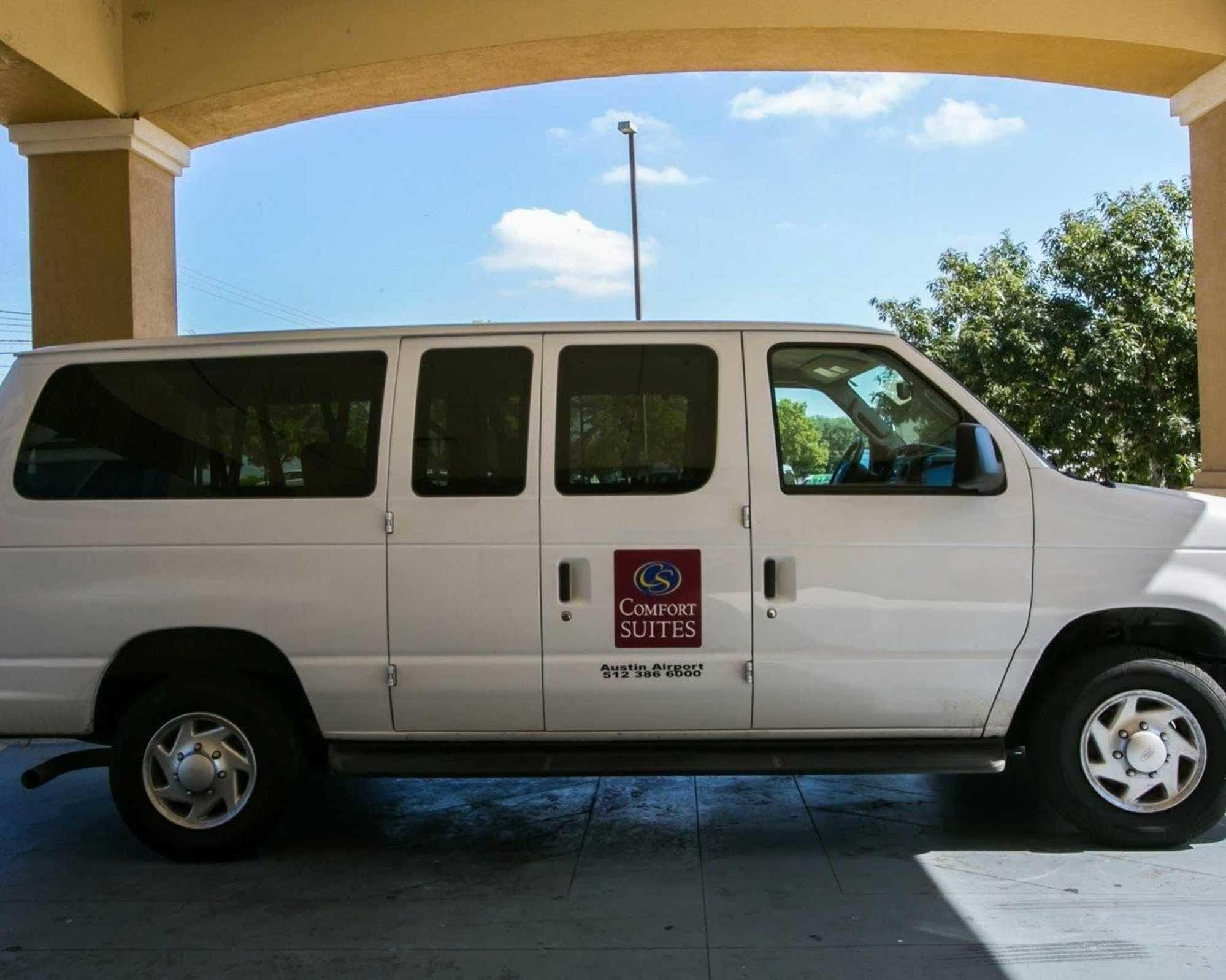 Comfort Suites Austin Airport Екстериор снимка