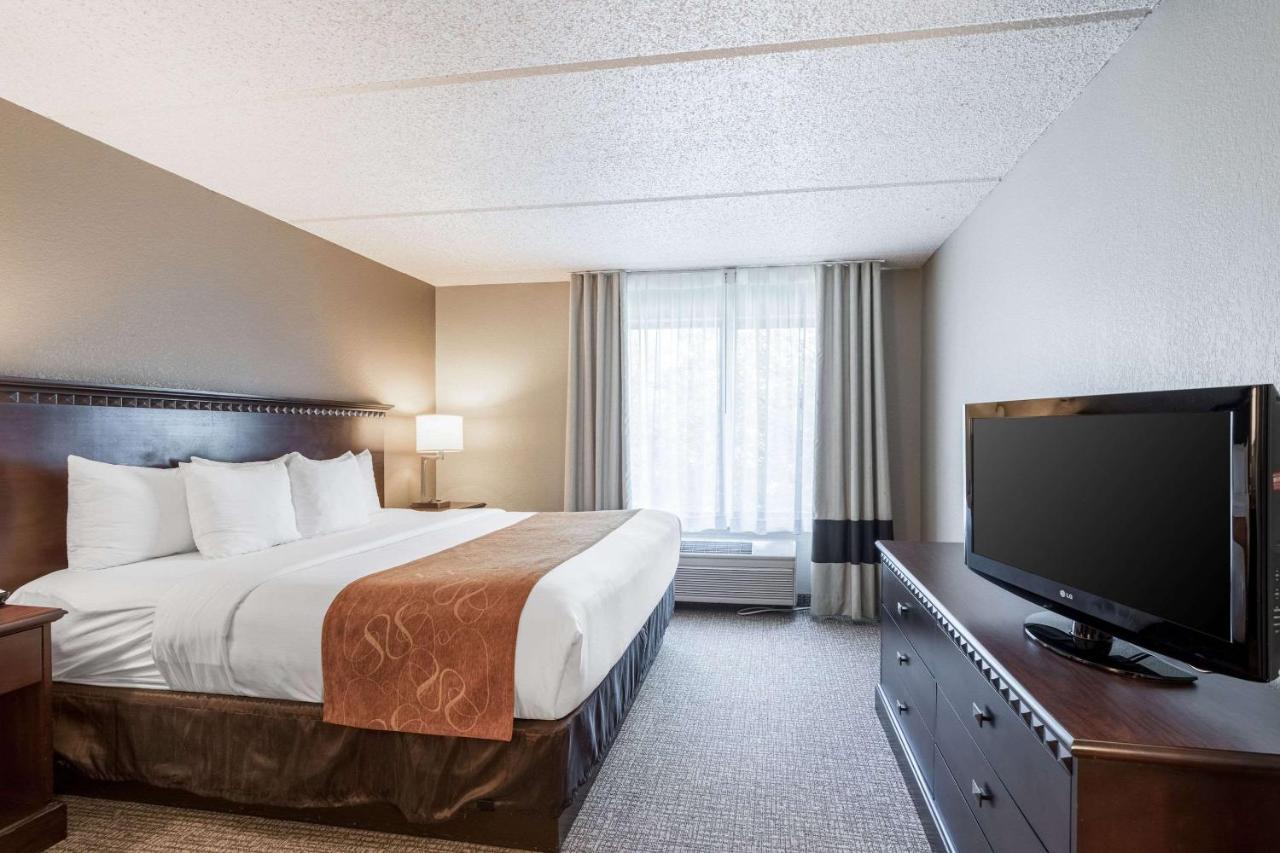 Comfort Suites Austin Airport Екстериор снимка